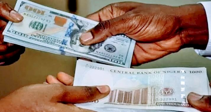 BREAKING: Naira Regains Value As Dollar Falls To N900/$ From ₦1,350