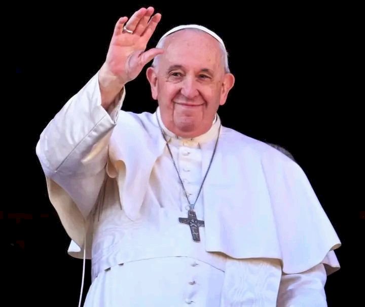 BREAKING:priests can bless same-sex couples---pope Francis of Catholic orders Catholic priests