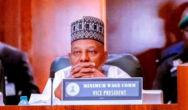 JUST-IN:FG, Labour To meet Next Week Over Minimum Wage Negotiation.