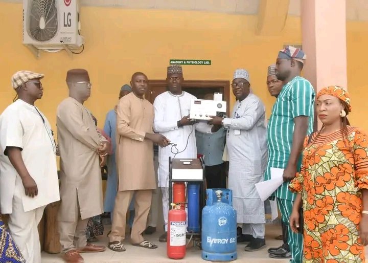 NSUK Gets A Boost As Senator Almakura Donates Science Equipment To Faculty of Agric.