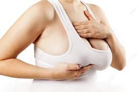 10 common breast cancer signs that you should never ignore.