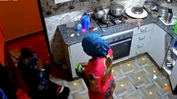 House help leads robber to her employer's house, attack another domestic worker and steal jewellery,etc (video)