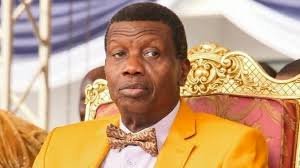 $1/N10,000 Claim: Redeemed Pastor Adeboye blames petrol importers for naira’s free fall