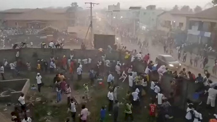 Conakry: 56 people killed in football match stampede